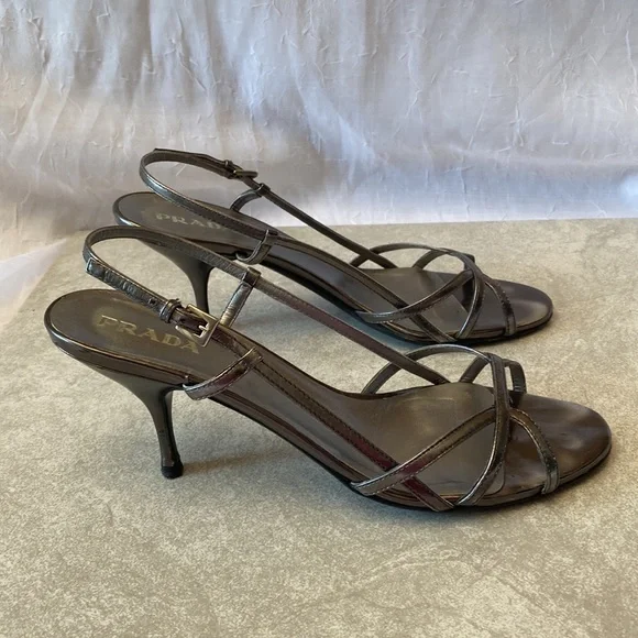 PRADA heels - Picture 2 of 12